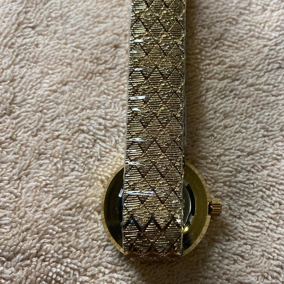 Michael Kors Gold Women's Watch - Picture 8 of 11